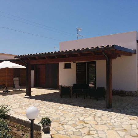 Villa Casa Vacanze Dorotea Valderice Exterior foto